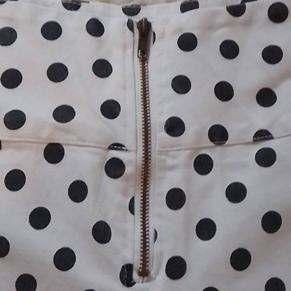 36point5 shorts. - Picture 2 of 4